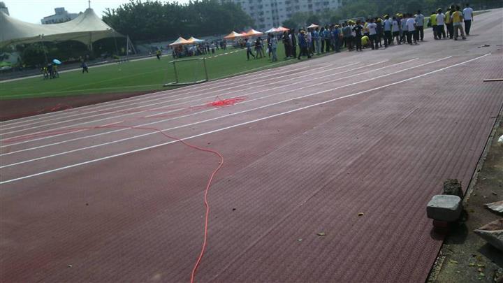 13毫米預(yù)制型塑膠跑道價格 13毫米預(yù)制型塑膠跑道價格